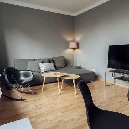 Stylisches City-apartment 83 M² Apartamento *